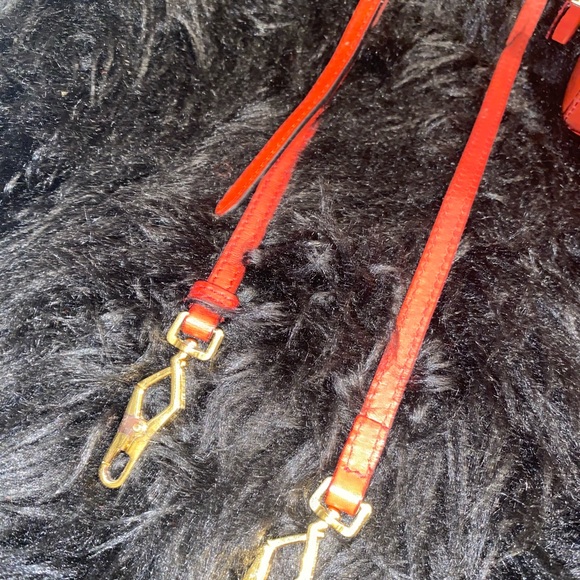 Red small leather Boston Burberry Bag - Picture 12 of 14